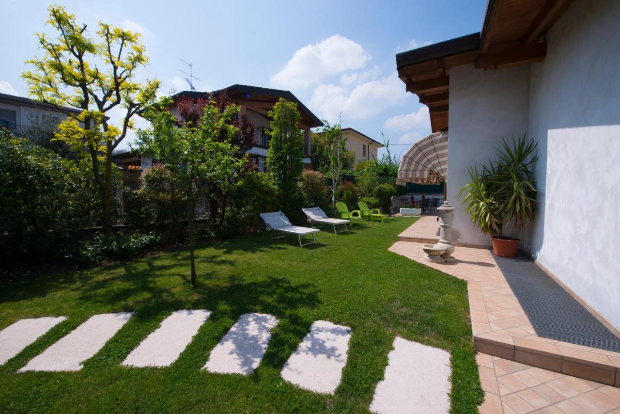 La Casa Di Pimpi Bed and Breakfast Desenzano del Garda Exteriör bild